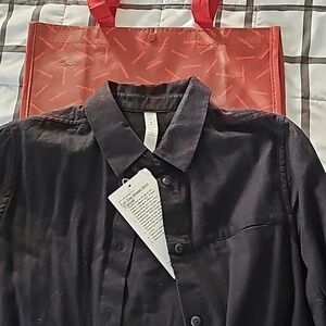 NWT Lululemon Full Day Black Classic On the Move Collared Ahead Shirt Size 4